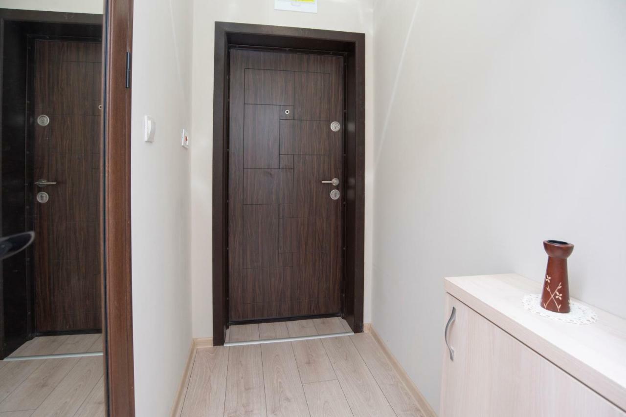 Lynn'S Oasis-Ocean Touch In Core Downtown Lejlighed Burgas City Eksteriør billede